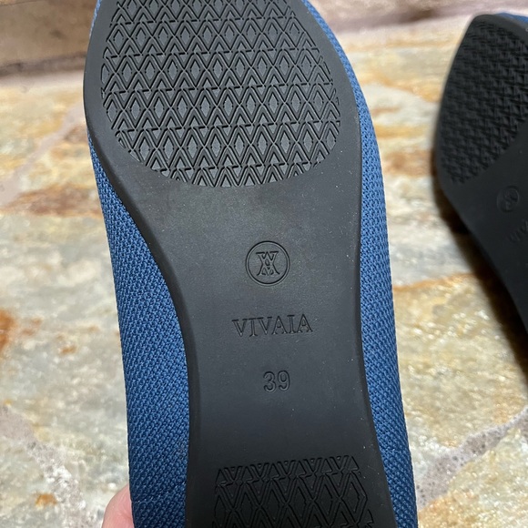 Vivaia Navy Blue Pointed Toe Ballet Flats EU 39 US Size 8.5 - Picture 9 of 12